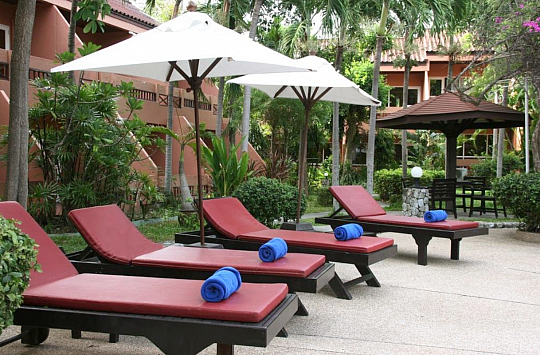 Loma Resort - Bangkok Palace Hotel ****