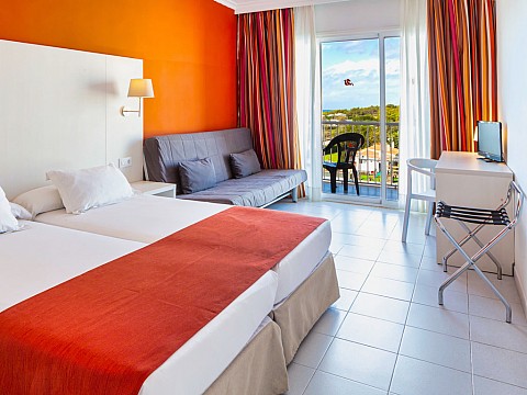 Minura Sur Menorca Hotel, Suites & Waterpark (5)