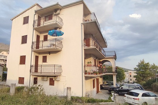 Apartmány s parkovištěm Stobreč, Split