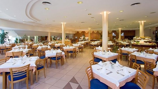 Insotel Cala Mandia Resort & Spa (5)