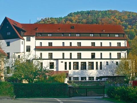 Hotel Skála (2)