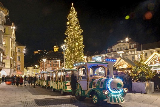 Prodloužený víkend v Grazu s návštěvou vánočních trhů - vlakem po Semmeringské dráze