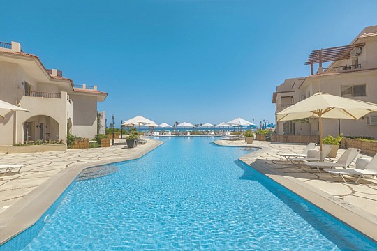 Hotel Aqua Heneish Beach Resort (5)
