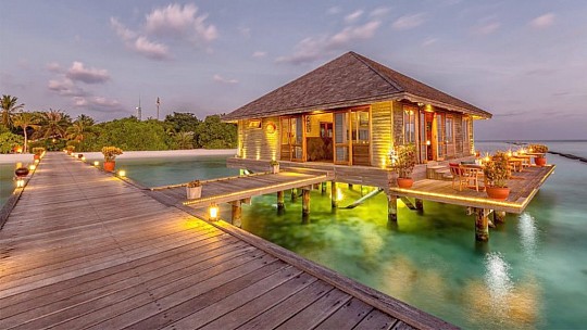 Komandoo Maldives Island Resort (2)