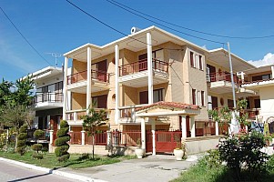 Sartios House Apartments