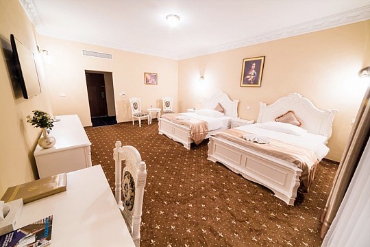 Hotel Aphrodite Palace: Pobyt s polopenzí 6 nocí