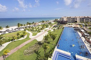 Hideaway at Royalton Riviera Cancún Resort