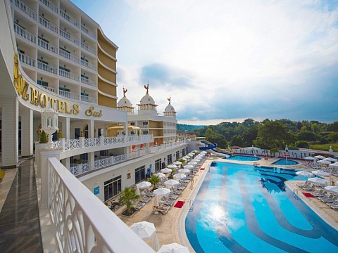 OZ Hotels SUI Resort