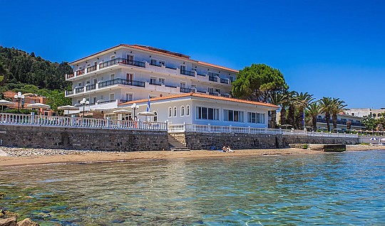 Hotel Chryssi Akti (2)