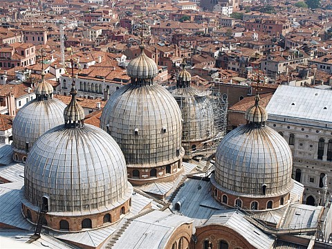 Benátky a ostrovy, památky a 60. Bienále