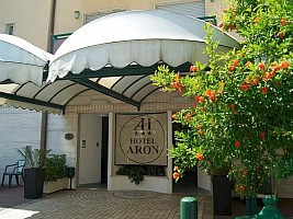 Ferretti Aron Hotel