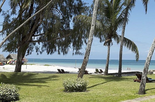 Neptune Paradise Beach Resort & Spa (3)