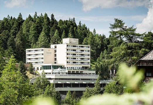 Panoramahotel Turracher Höhe v Ebene Reichenau