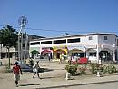 Madagaskar – město Tulear s tržištěm