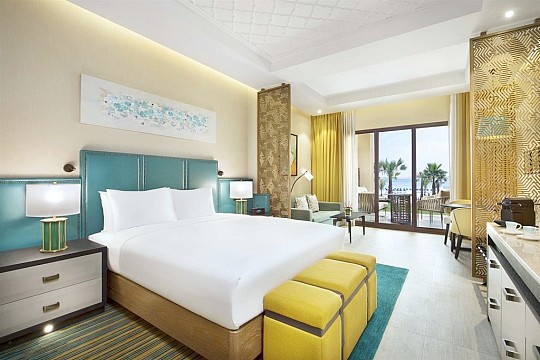 DoubleTree by Hilton Resort & Spa Marjan Island (4)