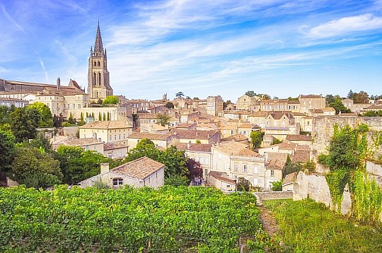Bordeaux - letecký víkend s výletem do Saint Émilion