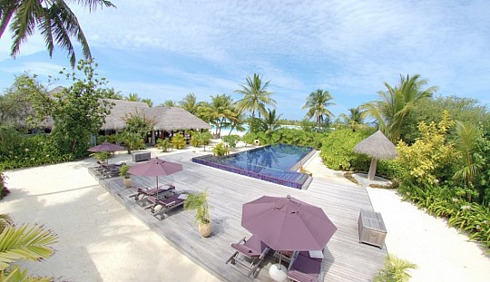 Naladhu Maldives (3)