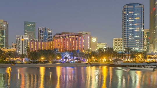 Sheraton Abu Dhabi Hotel & Resort (4)
