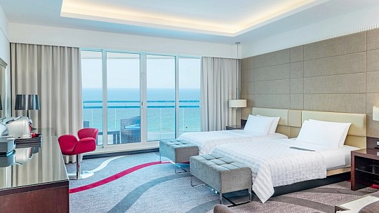 Le Meridien Al Aqah Beach Resort (5)