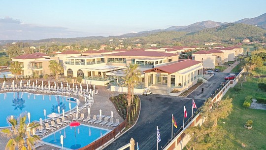 Hotel Almyros Beach Resort & Spa (2)