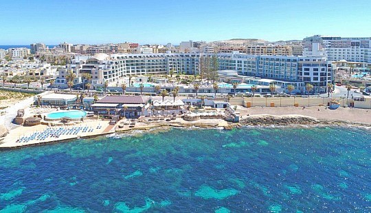 Dolmen Hotel Malta (2)