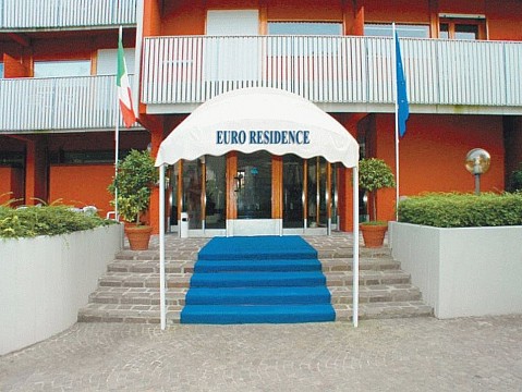 Rezidence EURORESIDENCE (5)