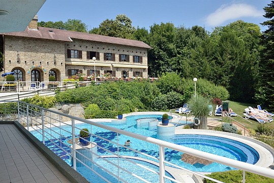 Ensana Thermal Aqua Health Spa Hotel (ex. Danubius)
