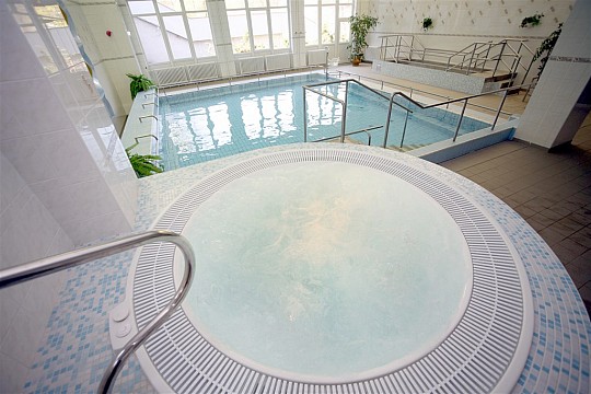 Lázeňský relax v lázních Jáchymov, hotel Běhounek, Villa Dalibor, Komplex Curie (2)