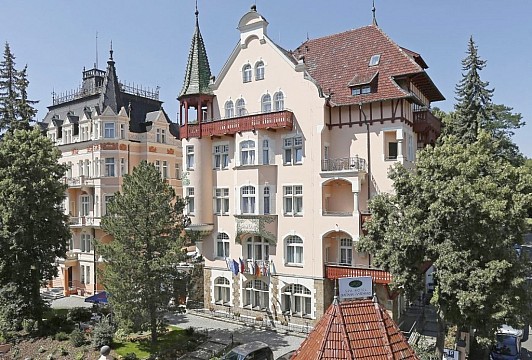LÁZEŇSKÝ HOTEL VILLA SMETANA - Romantický pobyt na 2 noci (čt-po) - Karlovy Vary