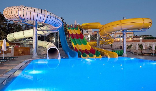 Hotel Gouves Water Park