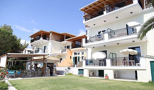 Aparthotel Madouri Beach