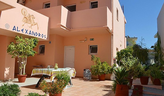 Aparthotel Alexandros (2)