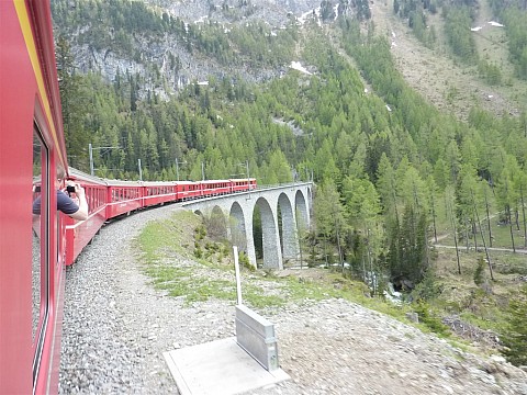 Švýcarské železnice a Rhétská dráha UNESCO 2022