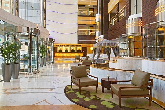 DoubleTree by Hilton Hotel & Residences Dubai Al Barsha (2)