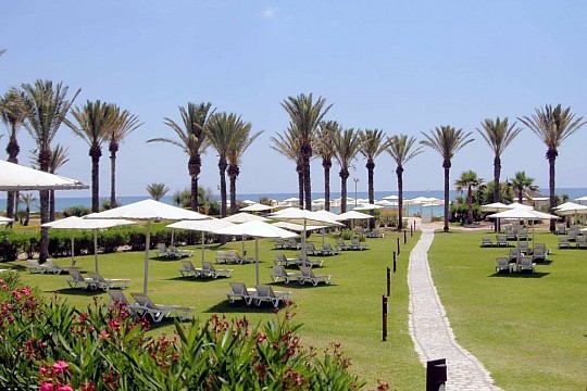 Delfino Beach Resort & Spa (4)