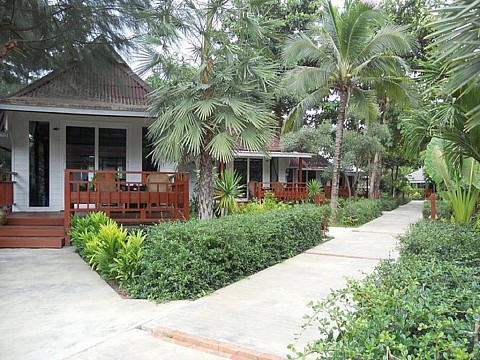 Nakara Long Beach Resort *** - Bangkok Palace Hotel ***+ (4)