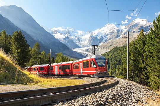 Nejkrásnější místa Švýcarska panoramatickými drahami