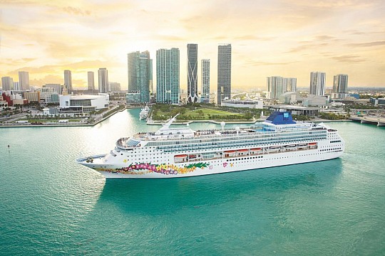 USA, Bahamy, Svatý Martin, Antigua a Barbuda, Dominikánská republika z Miami na lodi Norwegian Sky, plavba s bonusem