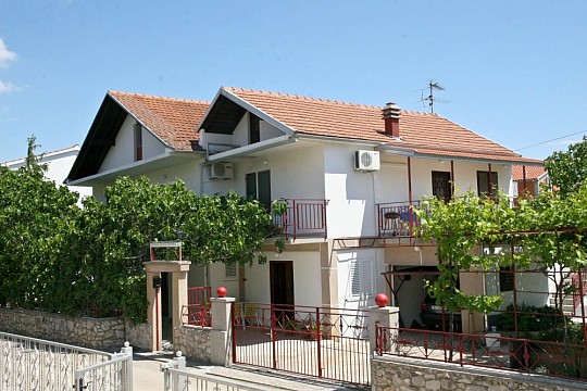Apartmány Larisa (Riviéra Šibenik)