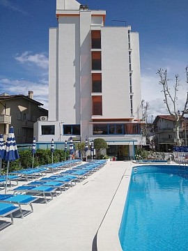 Hotel SENIOR (5)