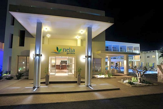 Hotel Nelia Gardens (5)
