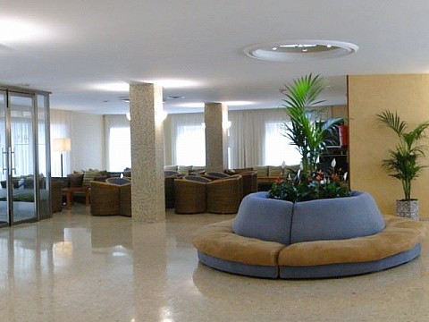 Miami Hotel (3)