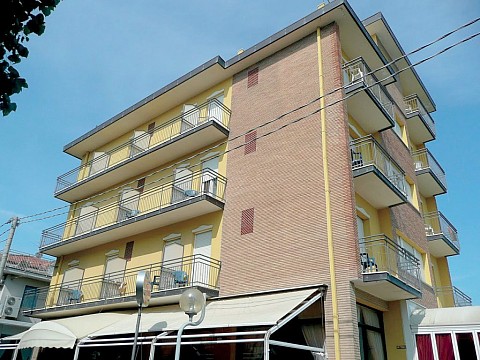 Hotel Crosal (4)