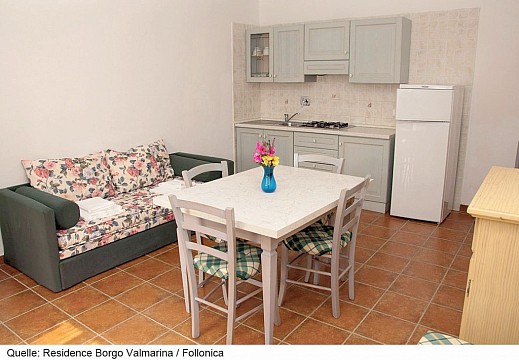 Residence Borgo Valmarina (2)