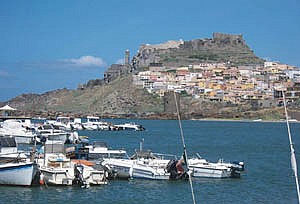 Smaragdová Sardinie - moře i památky