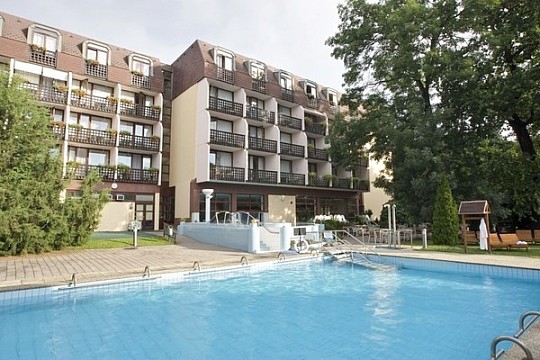 Thermal Sarvar Ensana Health Spa Hotel