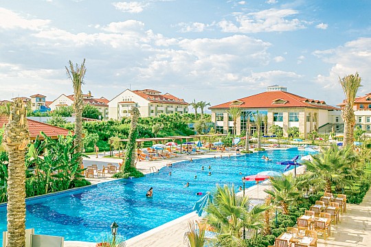 Süral Resort Club