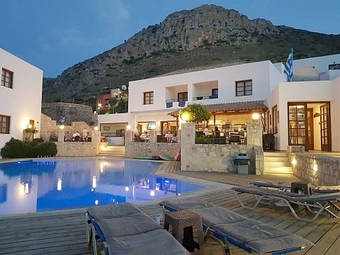 AMAZONES VILLAGE AND SUITES (3)
