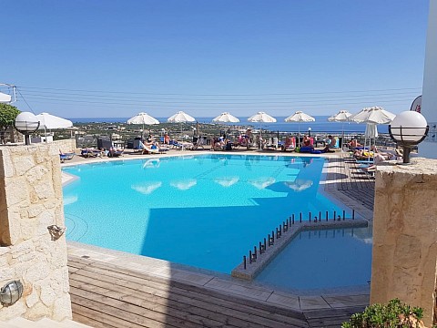 AMAZONES VILLAGE AND SUITES (4)