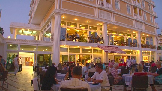 ANTIK GARDEN HOTEL (4)
